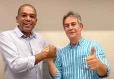 Fim dos entraves: Prefeito Gilvan comemora licença ambiental para retomada da pavimentação até Cumuruxatiba