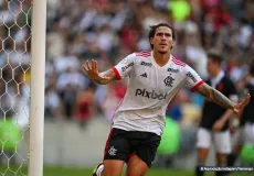 Flamengo aplica 6 a 1 no Vasco e vira líder provisório do Brasileirão