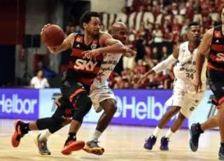 Flamengo e Mogi das Cruzes fazem duelo pela liderança do NBB