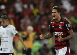 Flamengo volta a derrotar Corinthians e avança na Libertadores