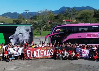 Flatexas e Flagirls levam caravana para partida decisiva do Flamengo na Libertadores