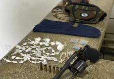 Foragido do Espírito Santo morre em confronto com a RONDESP/ES  em Teixeira de Freitas. Arma e droga foram apreendidas