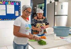 Formação de merendeiras reforça qualificação e valorização profissional na Rede Municipal de Educação