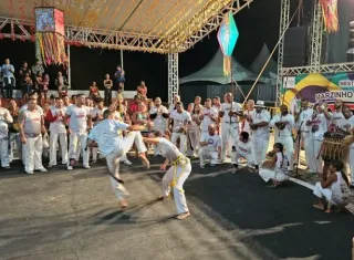 Forró e Gingado: Grandes nomes da capoeira se reúnem em Mucuri durante o 28º Forró do Peroá