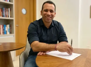 Franz Sergio Machado de Castro, marido de Gloria Tour, morre aos 50 anos em Teixeira de Freitas