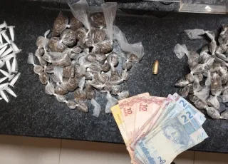 Fuga frustrada: PM prende dupla e apreende crack, maconha e cocaína em Eunápolis