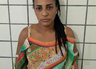 Funcionária da educação de Vereda é presa por tráfico de drogas