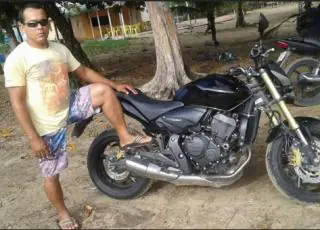Funcionário da prefeitura de Mucuri morre em acidente de moto na BA 698