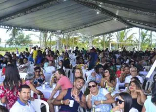 Funcionários da prefeitura de Caravelas participam de confraternização