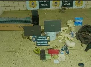 Galega e Tom da Distribuidora são preso pela Polícia civil  de Teixeira de Freitas por receptação. Diversos produtos furtados  foram recuperados 