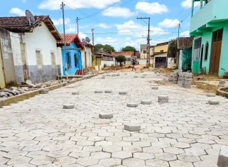 Gestão Bemtivi alcança 30 ruas com pavimentação concluída ou em andamento em Itanhém
