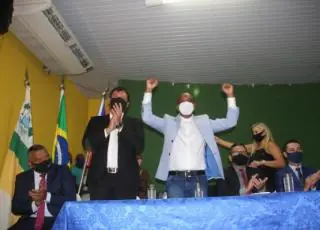 Gilvan Produções e seu vice Carlão da Saúde tomam posse no Prado
