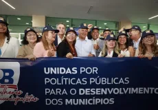 Governador participa de Encontro de Prefeitos e reforça união entre Estado e municípios
