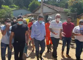 Governador Rui Costa visita áreas afetadas pela chuva