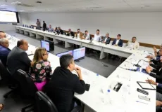 Governador da Bahia se reúne com prefeitos para aprimorar policlínicas de saúde