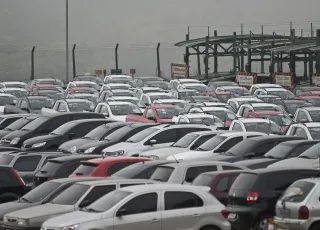 Governo anuncia medidas para estimular compra de carros populares