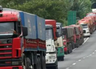 Governo anuncia novas medidas para atender caminhoneiros