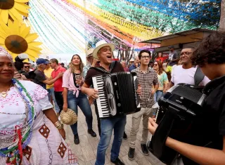 Governo da Bahia prorroga inscrições de quatro editais culturais do São João 2026 até 14 de maio