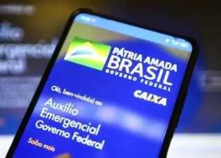 Governo discute prorrogar auxílio emergencial por mais um ano