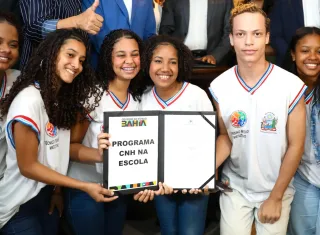 Governo do Estado divulga lista dos selecionados nos programas CNH da Gente e CNH na Escola
