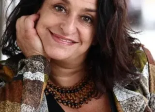 Grace Gianoukas sofre acidente e passa por cirurgia de emergência 