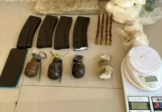 Granadas, carregadores de fuzil e drogas são apreendidas durante ação da polícia em Eunápolis