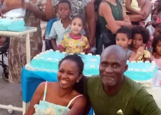 Gratidão que se multiplica: moradora de Alcobaça celebra vida e solidariedade com festa para crianças