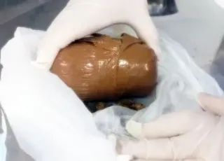 Grávida é submetida a cirurgia após tentar entrar em presídio com droga, na Bahia