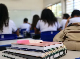 Gravidez precoce passa a integrar currículo das escolas estaduais da Bahia após nova lei