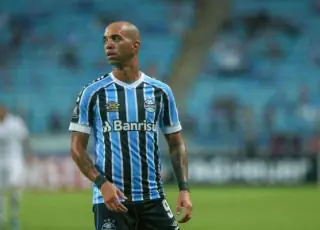 Grêmio é derrotado e se complica na Libertadores