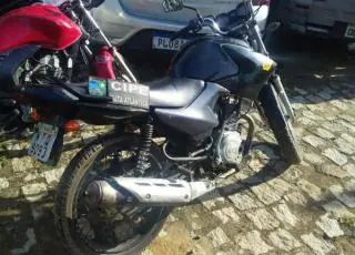 Guarnição da CIPE/Mata Atlântica recupera motocicleta roubada em Itamaraju.