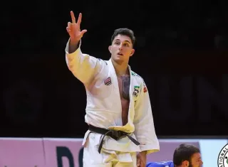 Guilherme Schimidt é ouro e país fecha Grand Slam de judô com 3 pódios