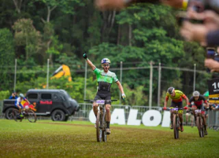 Henrique Avancini vence a prova de short track do Campeonato Brasileiro de Mountain Bike