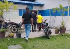 Homem com tornozeleira eletrônica é preso pela Polícia Civil durante cumprimento de mandado em Porto Seguro