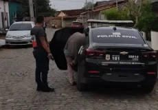 Homem de 50 anos é preso por estupro de vulnerável em Itamaraju