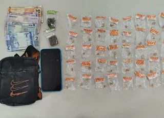 Homem é detido com drogas e R$ 132 durante patrulhamento em Posto da Mata