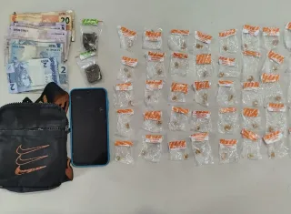 Homem é detido com drogas e R$ 132 durante patrulhamento em Posto da Mata