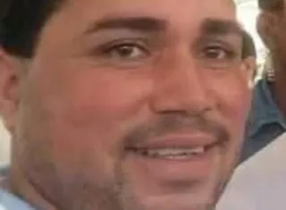 Homem é executado a tiros dentro de carro em Guaratinga