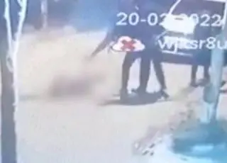 Vídeo - Homem é executado com mais de 50 tiros ao sair de salão de festas neste domingo (20)