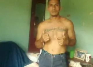 Homem é executado com tiro na testa dentro de casa em Itanhém