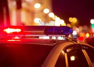 Homem é morto a pauladas em Itamaraju. Companheira foi socorrida para o hospital
