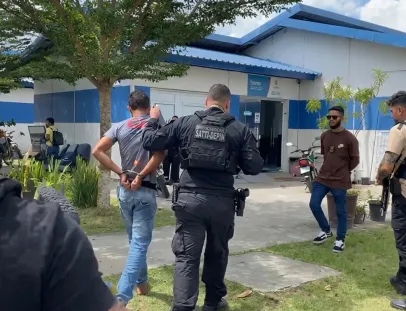 Homem é preso após assaltar turista com faca no pescoço em Porto Seguro