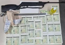 Homem é preso com 53 CNHs falsas e materiais para falsificação de documentos na Bahia