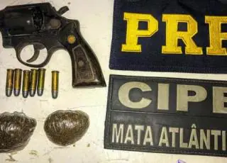 Homem é preso com arma de fogo na BR 418 em Nova Viçosa