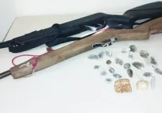 Homem é preso com armas e drogas no interior de Belmonte