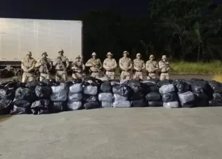 Homem é preso com cerca de uma tonelada de maconha em caminhão na Bahia