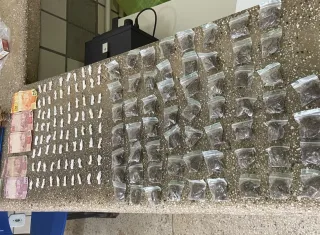 Homem é preso com drogas durante ação policial em Itamaraju