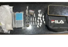 Homem é preso com drogas e balança de precisão no bairro Alecrim em Eunápolis