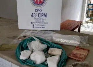 Homem é preso com drogas em Itamaraju