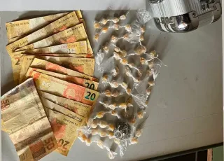 Homem é preso com drogas em Medeiros Neto